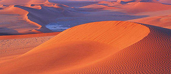 格拉纳达在客场大胜比利亚雷亚尔